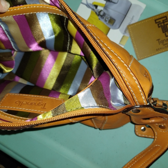 Tignanello Tan Leather Handbag NWT - Picture 5 of 11